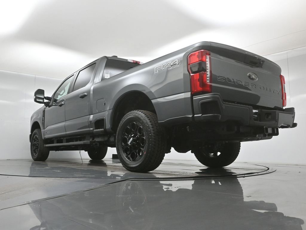 New 2026 Ford F250 Lariat w/ Black Appearance Package image 40