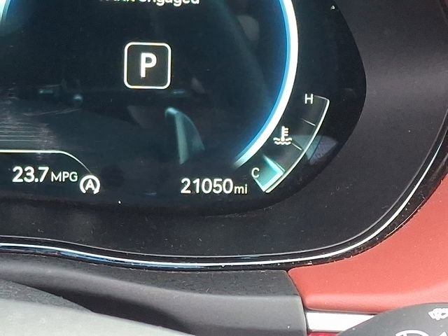 Used 2024 Genesis GV70 2.5T w/ Sport Prestige Package image 21