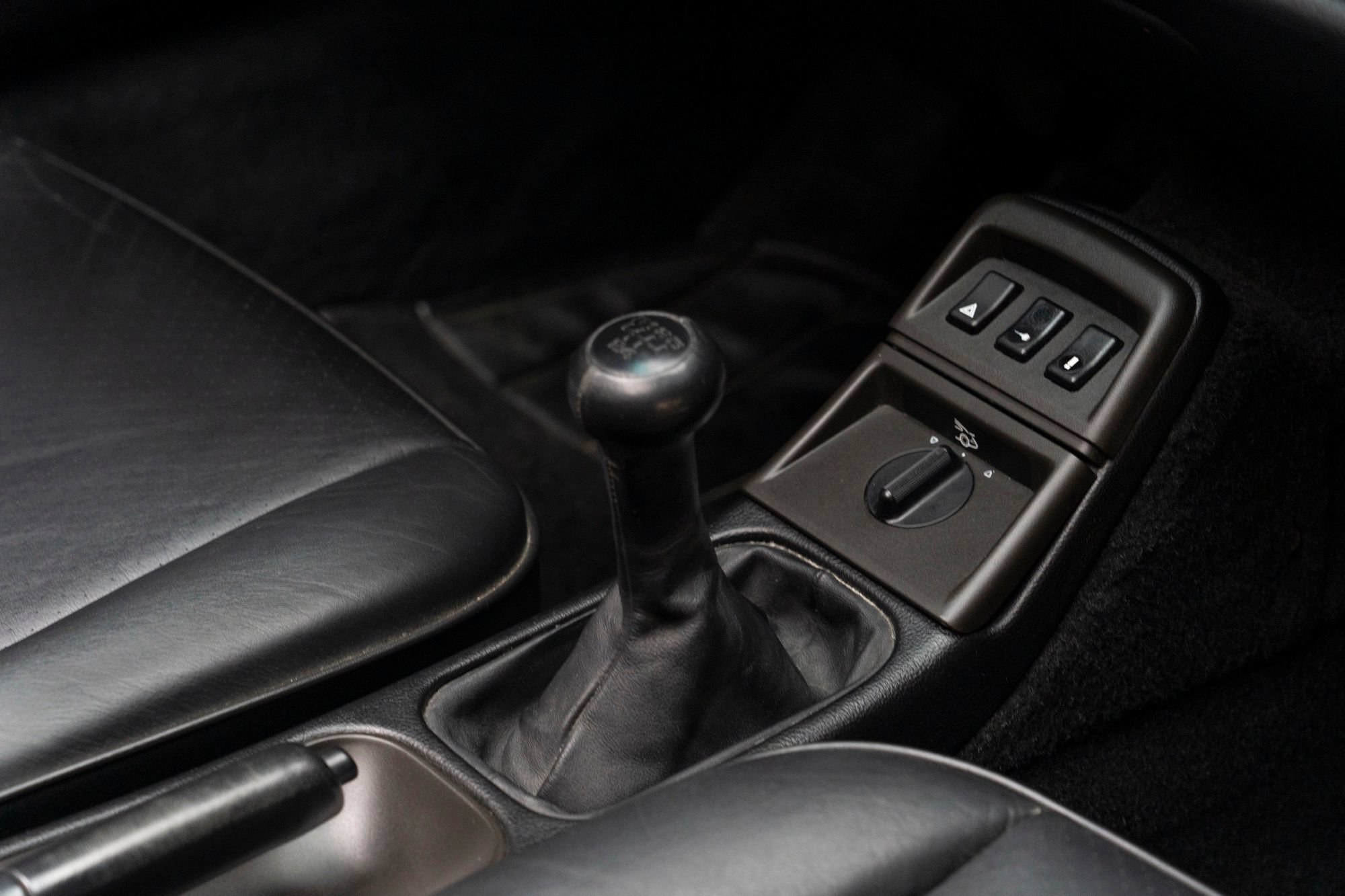 Used 1991 Porsche 911 Carrera RWD image 28