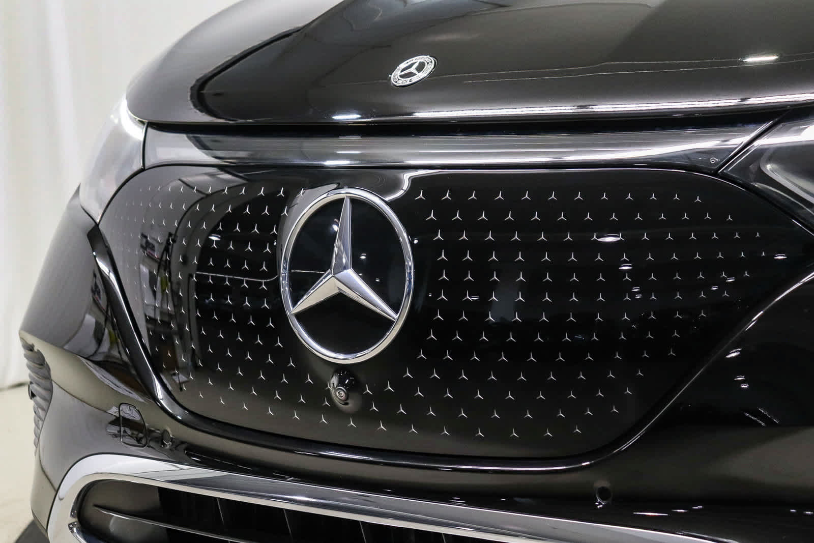 Certified 2023 Mercedes-Benz EQE 350+ 4MATIC SUV image 8
