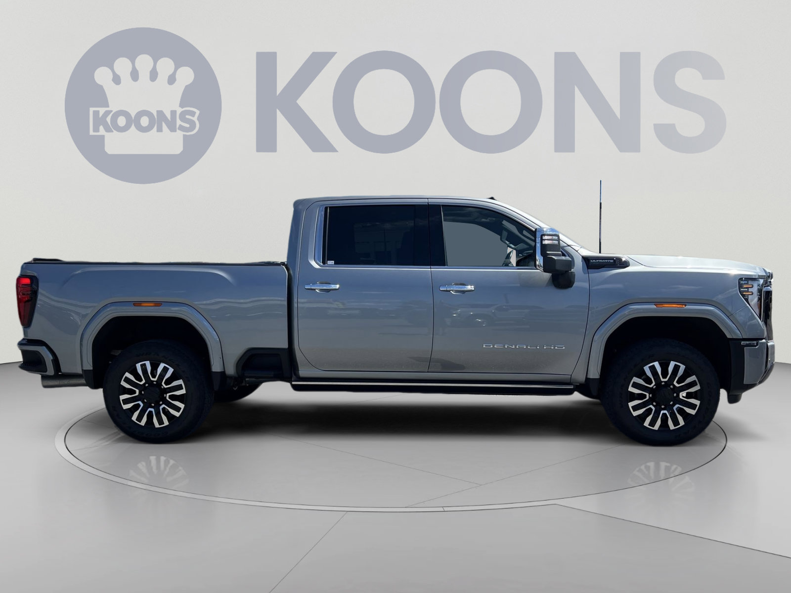 Used 2024 GMC Sierra 2500 Denali Ultimate AWD/4WD image 8