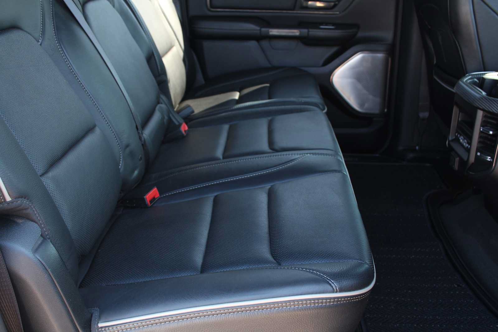 Used 2020 RAM 1500 Limited AWD/4WD image 28
