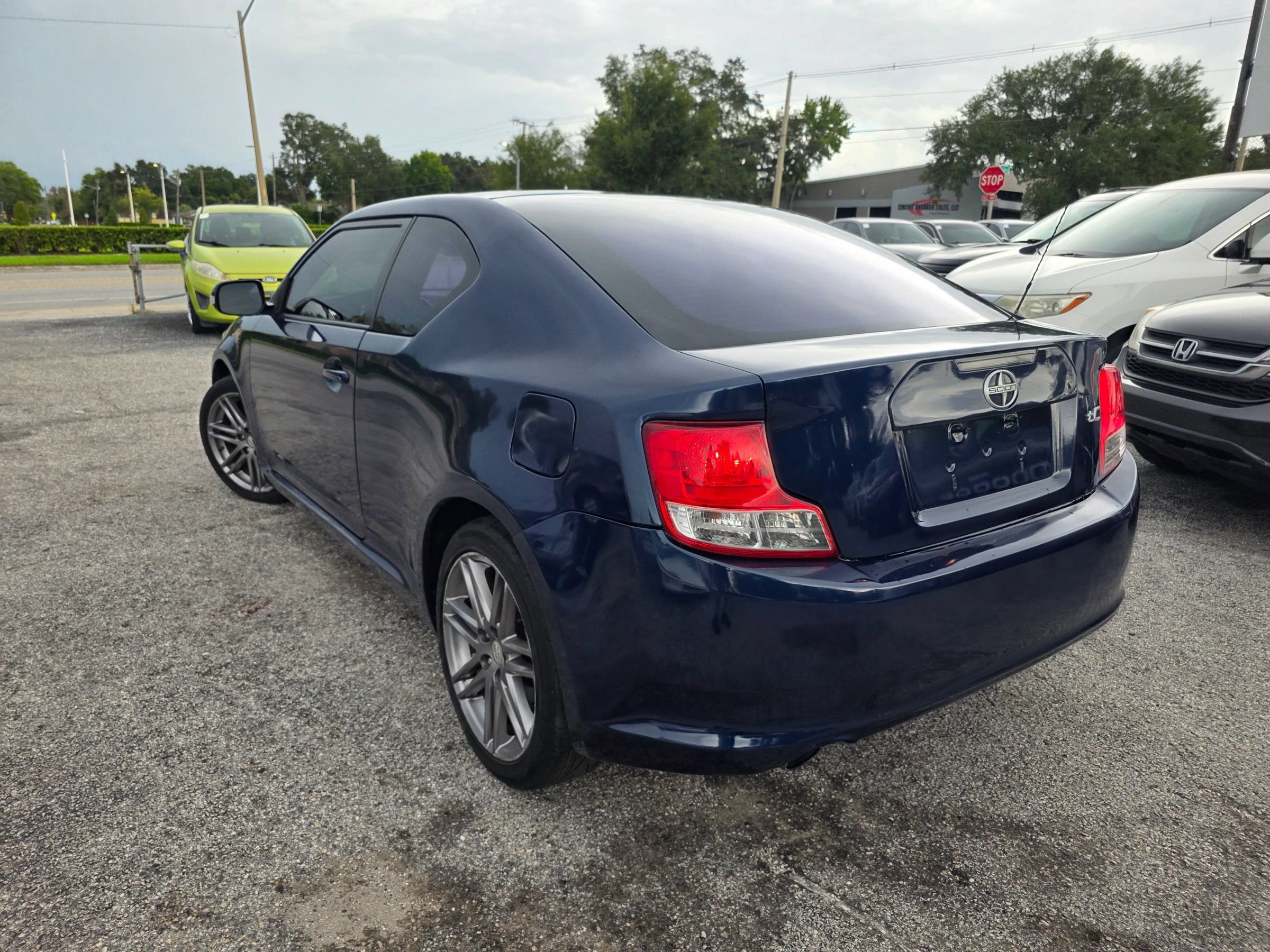 Used 2011 Scion tC FWD image 5