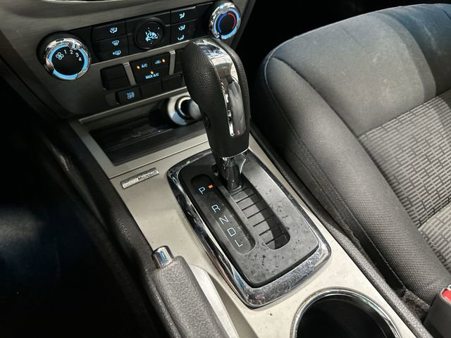 Used 2012 Ford Fusion SE image 25