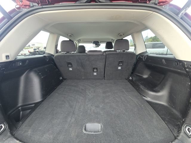 Used 2023 Jeep Grand Cherokee Laredo w/ Luxury Tech Group I RWD image 13