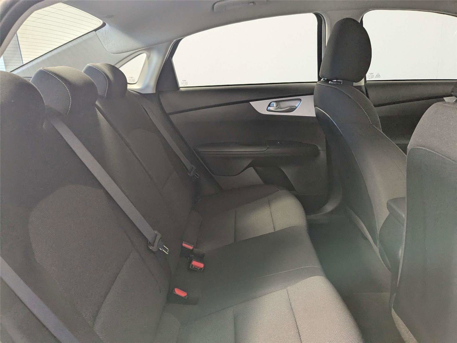 Used 2024 Kia Forte LXS w/ LXS Technology Package FWD image 27