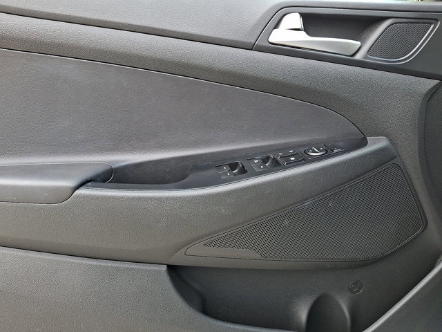 Used 2019 Hyundai Tucson SEL image 12