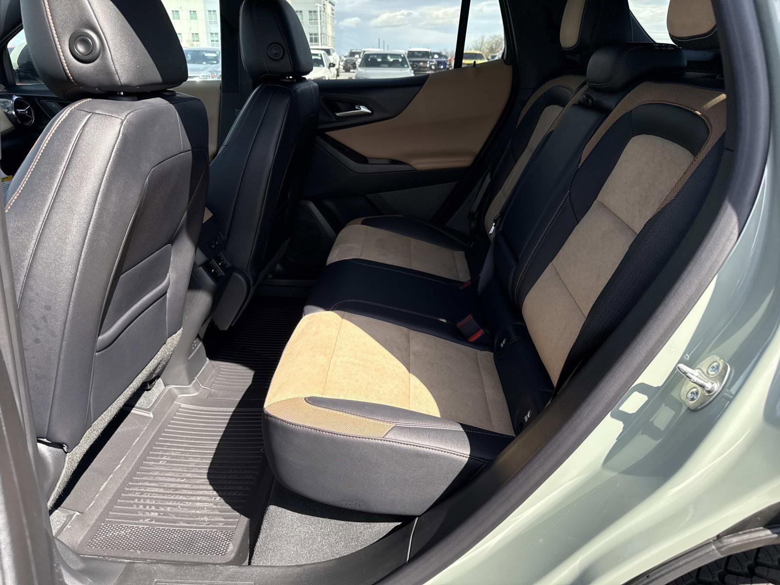 New 2026 Chevrolet Equinox ACTIV w/ Convenience Package III image 10