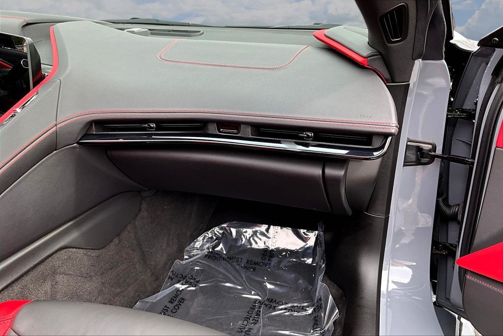 Used 2025 Chevrolet Corvette Z06 w/ Stealth Interior Trim Package RWD image 26