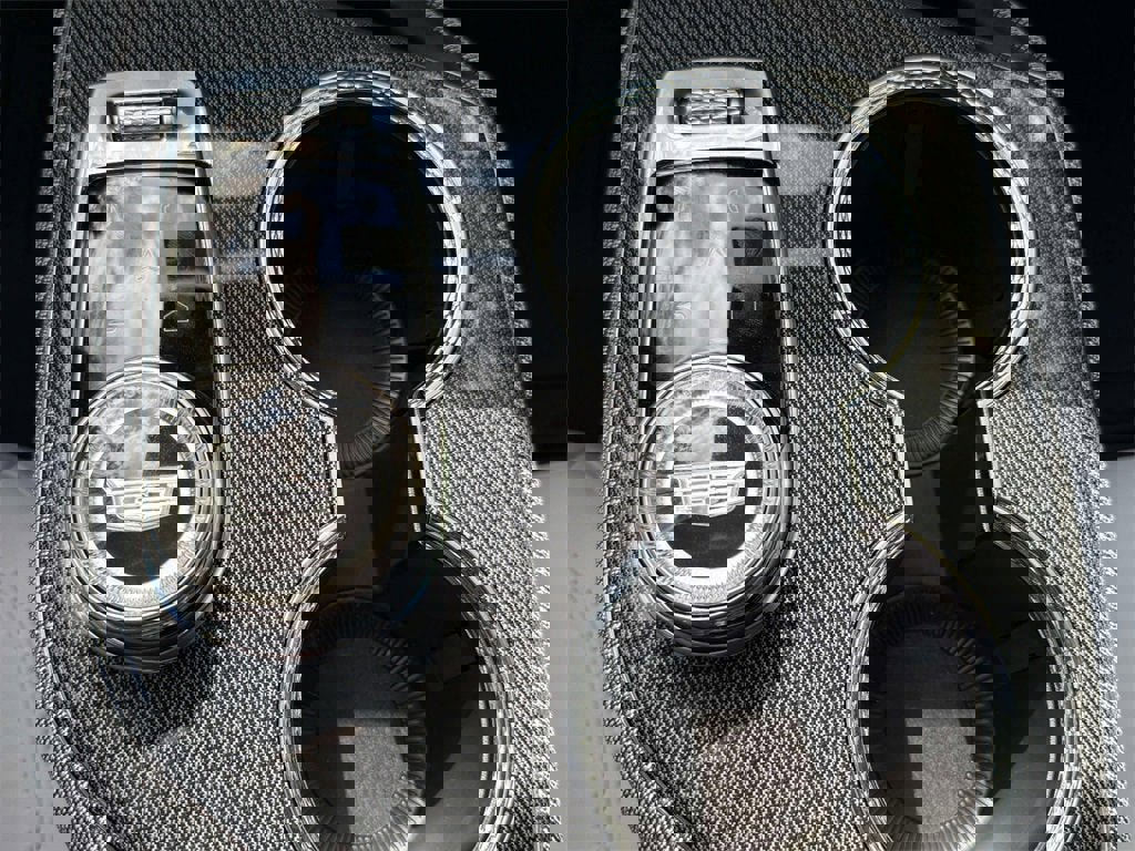 New 2025 Cadillac Optiq Sport 1 image 15