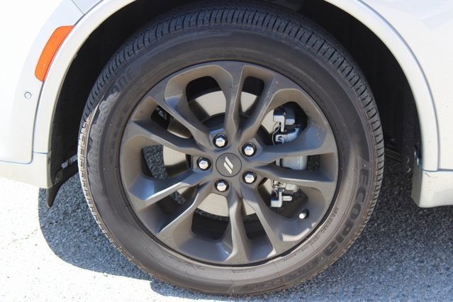 Used 2024 Dodge Durango R/T w/ Blacktop Package image 8