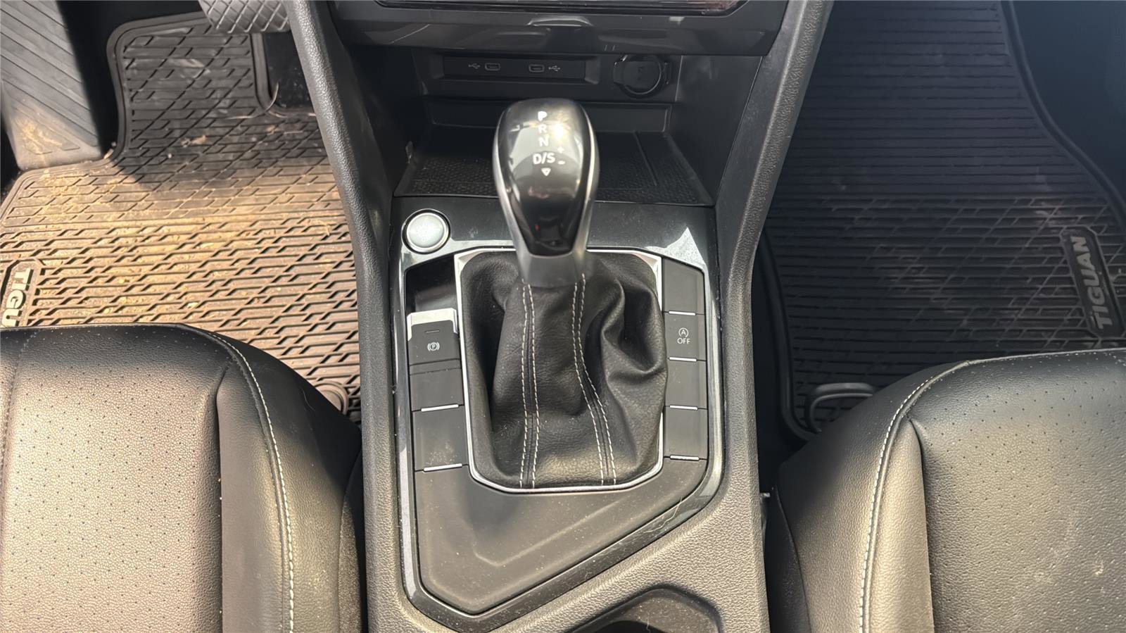 Used 2022 Volkswagen Tiguan SE FWD image 20