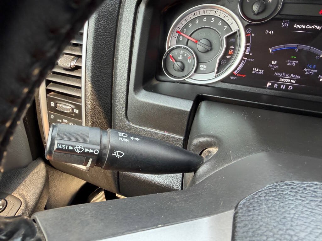 Used 2022 RAM 1500 Classic SLT w/ Electronics Convenience Group AWD/4WD image 22