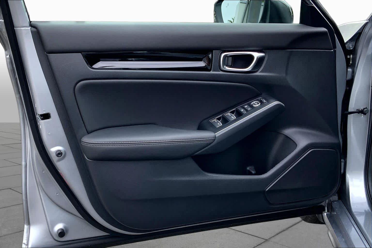 Used 2025 Honda Civic Sport Touring image 21