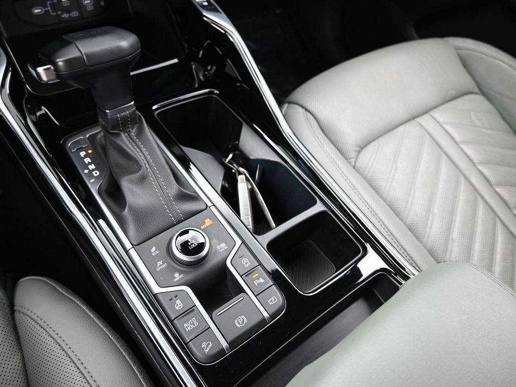 Used 2024 Kia Sorento SX Prestige w/ Sage Leather Package image 37