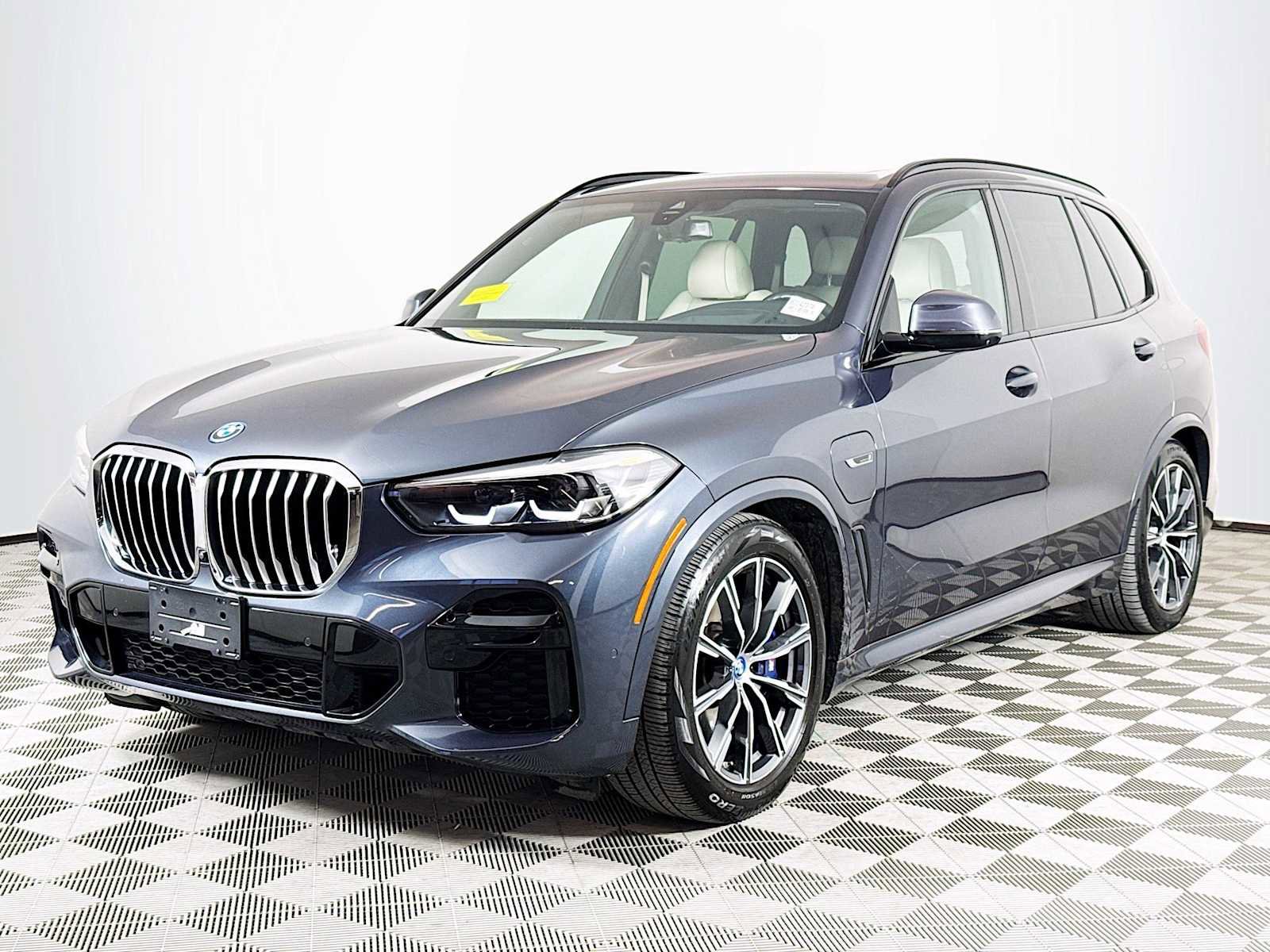 Used 2022 BMW X5 xDrive45e w/ M Sport Package
