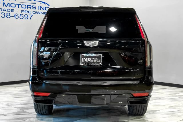 Used 2022 Cadillac Escalade ESV Sport Platinum w/ Heavy-Duty Trailer Package AWD/4WD image 15