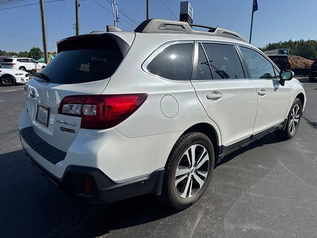 Used 2018 Subaru Outback 2.5i Limited AWD/4WD image 4