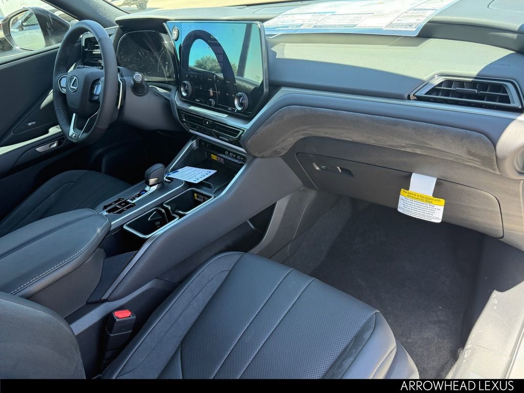 New 2026 Lexus TX 500h AWD image 31