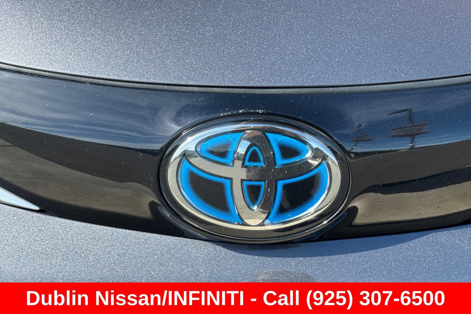 Used 2025 Toyota Sienna XLE FWD image 46