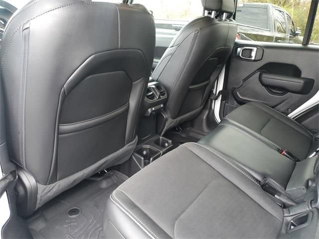 New 2023 Jeep Gladiator Sport AWD/4WD image 10