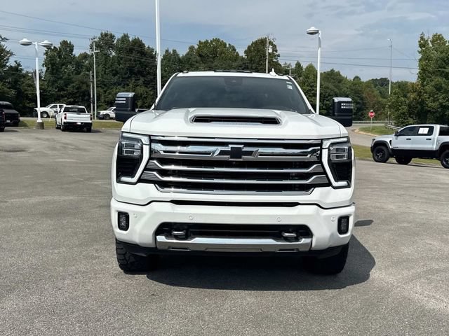 Used 2024 Chevrolet Silverado 3500 High Country w/ High Country Premium Package AWD/4WD image 9