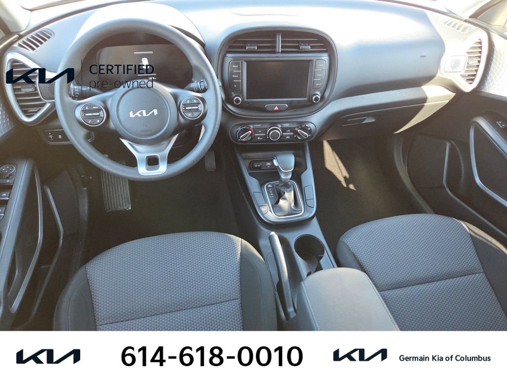 Certified 2025 Kia Soul LX FWD image 17