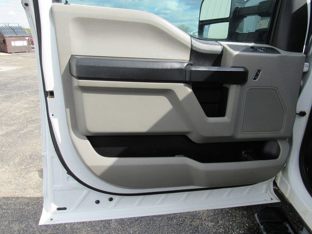 Used 2019 Ford F550 4x4 Regular Cab Super Duty image 36