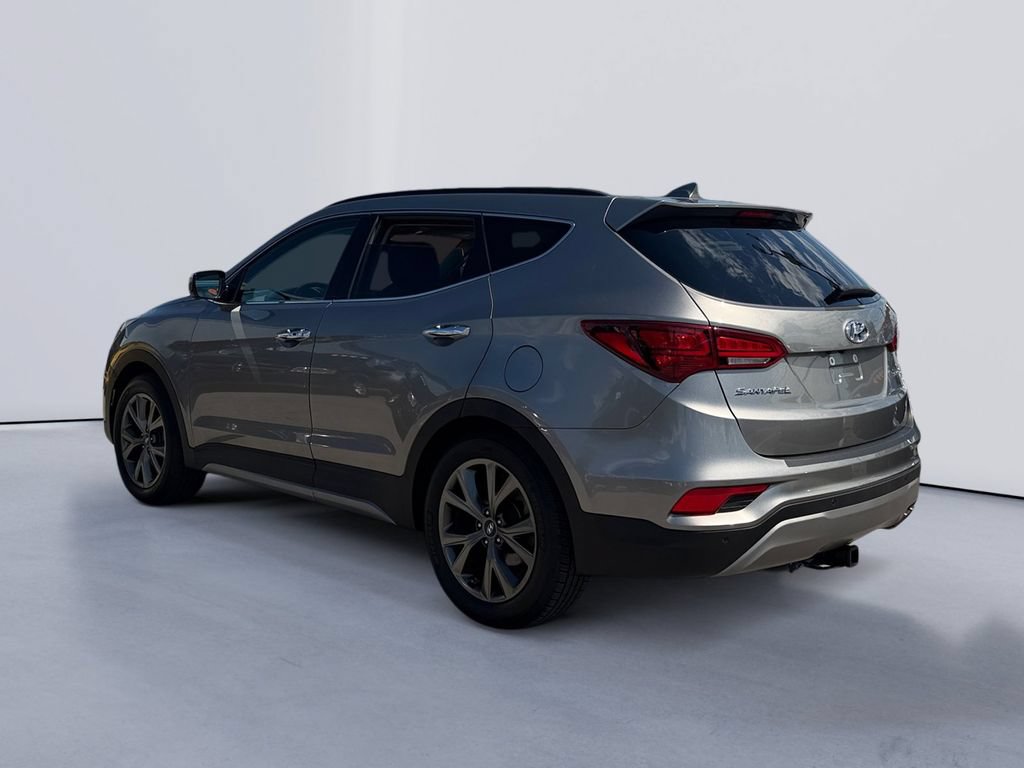 Used 2018 Hyundai Santa Fe Sport w/ 2.0T Ultimate Tech Package 05 FWD image 5