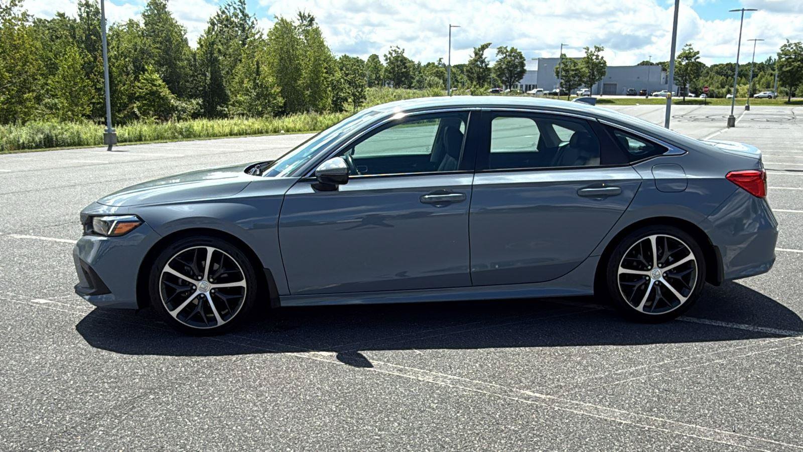 Used 2024 Honda Civic Touring image 11