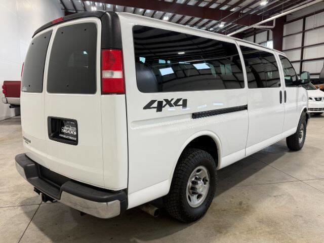 Used 2016 Chevrolet Express 3500 LT w/ LT Preferred Equipment Group RWD image 8