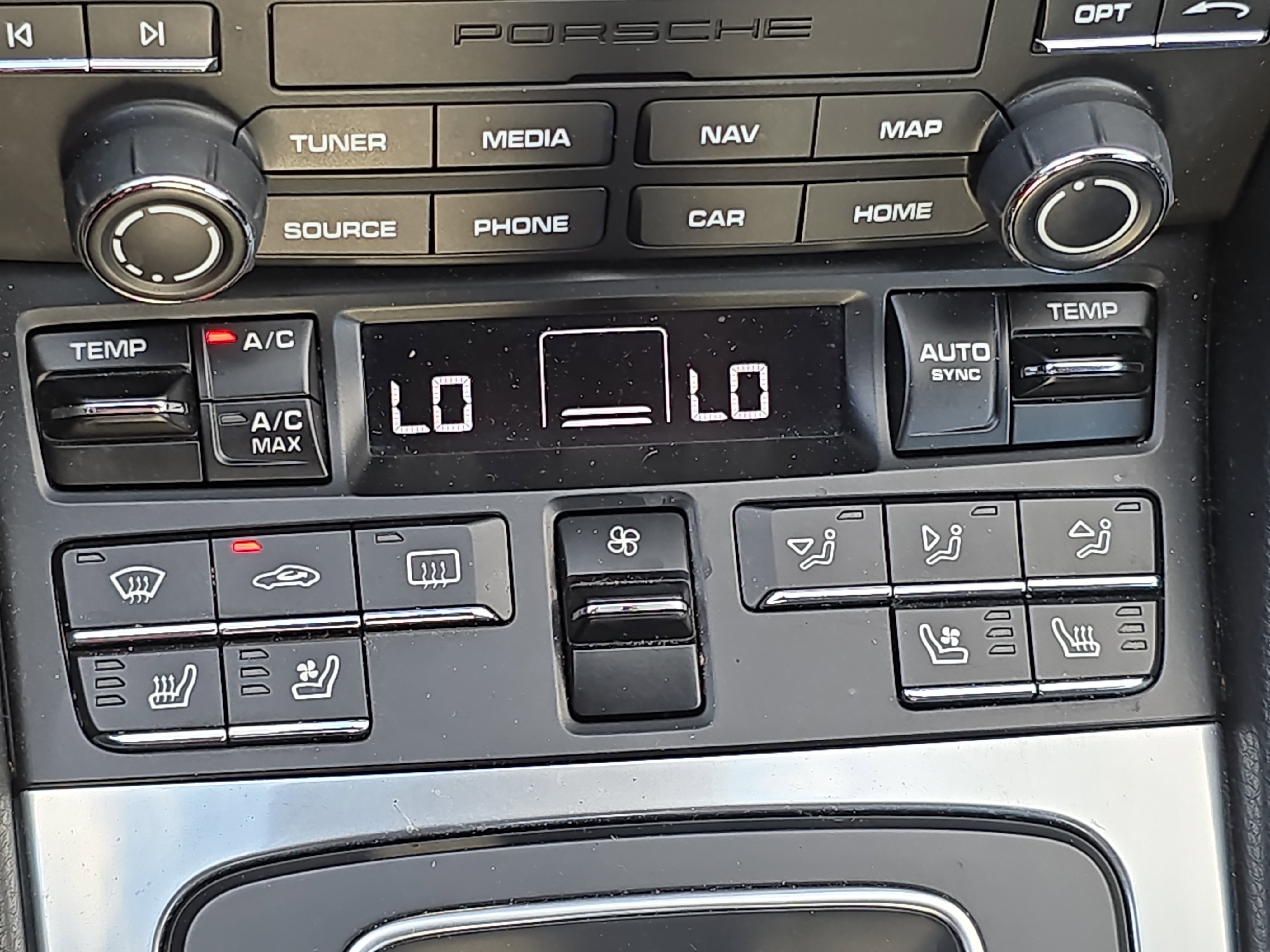 Used 2017 Porsche 911 Carrera image 21