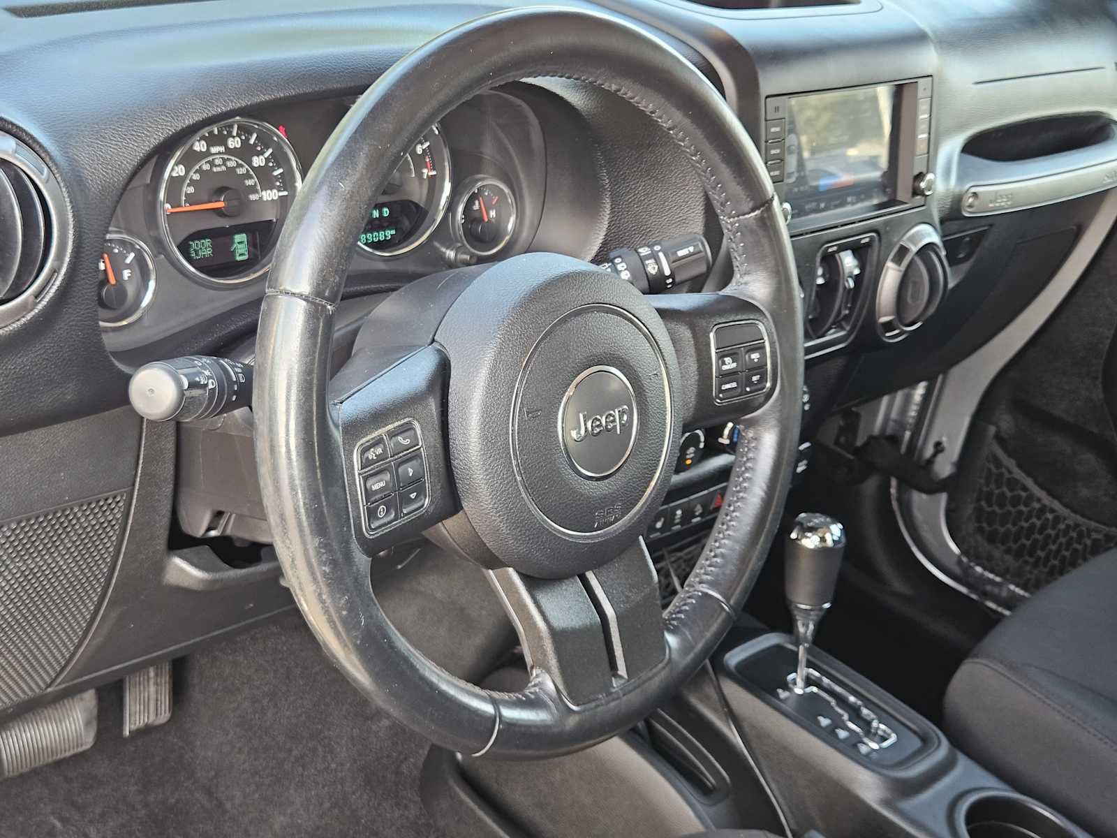Used 2017 Jeep Wrangler Unlimited Sport w/ Quick Order Package 24S AWD/4WD image 2