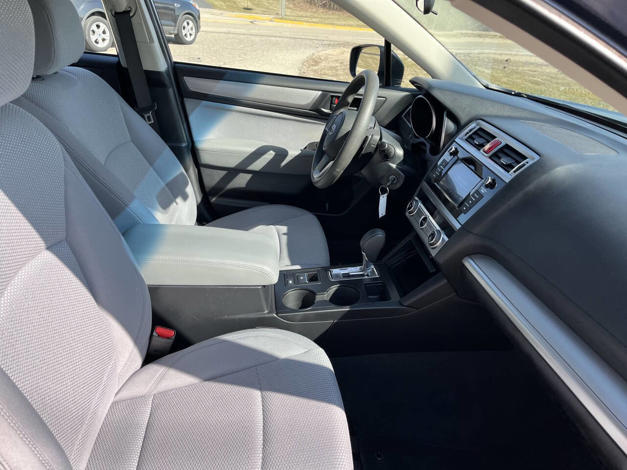 Used 2018 Subaru Legacy 2.5i AWD/4WD image 35