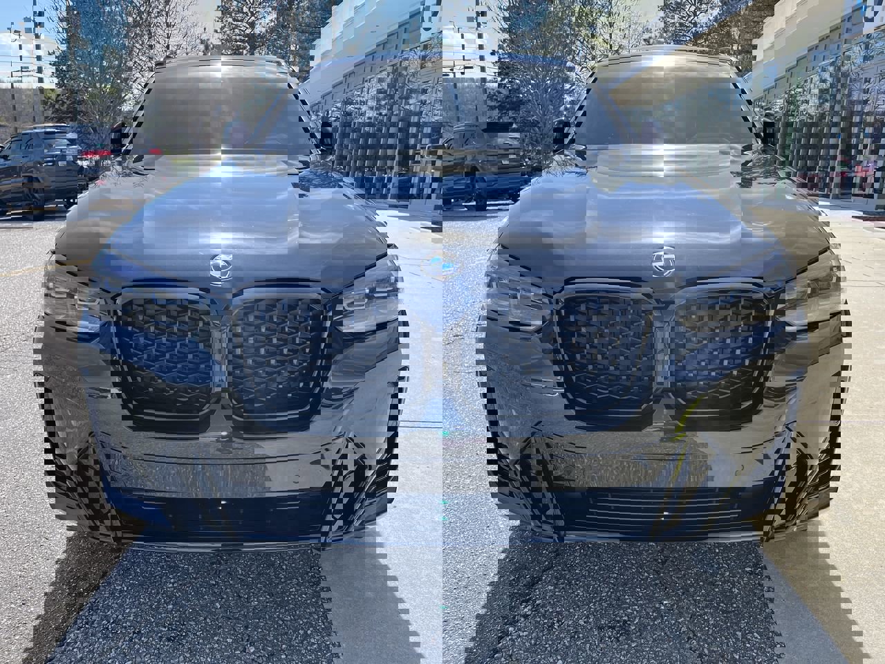 Certified 2025 BMW X4 xDrive30i image 10