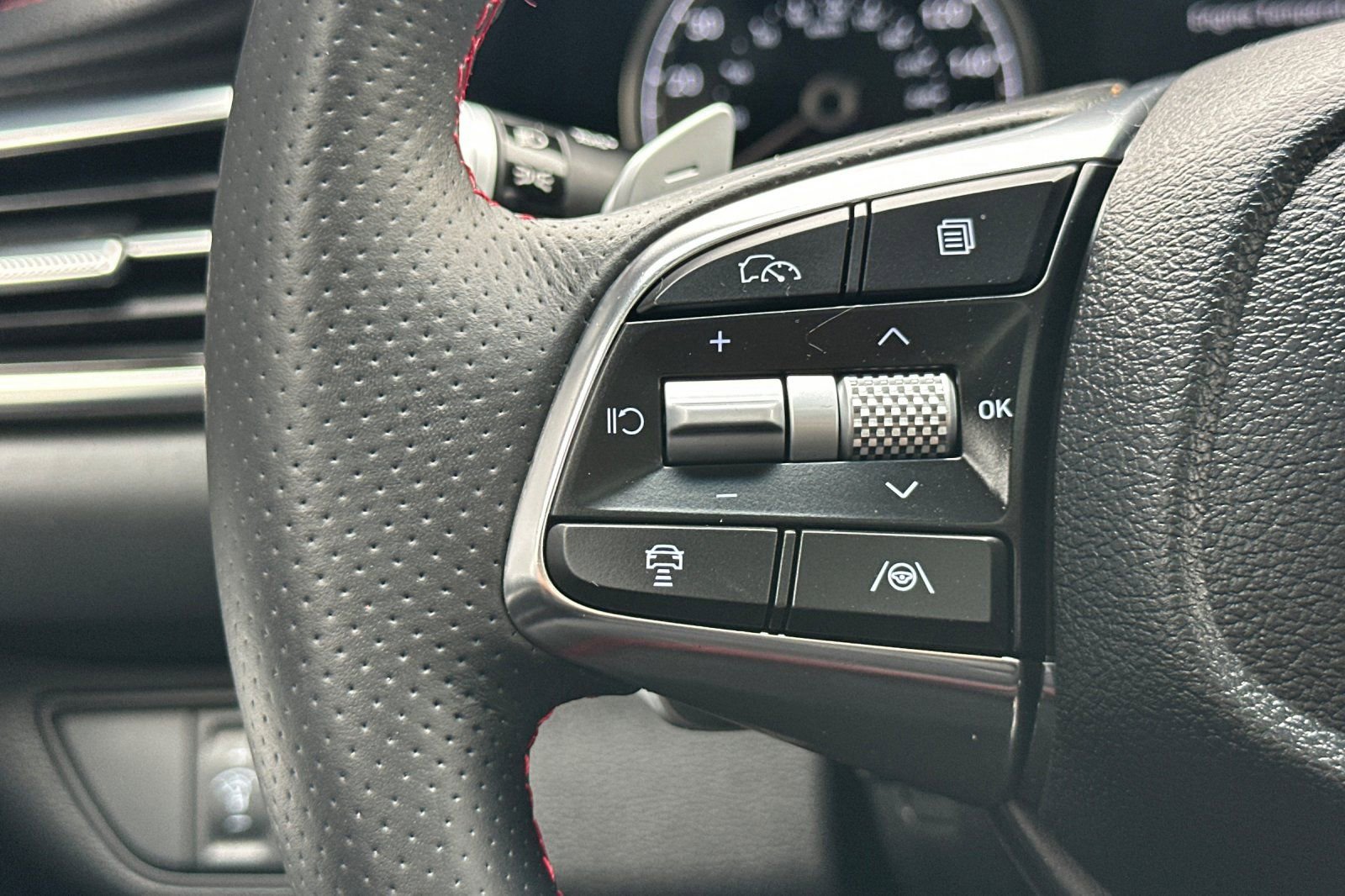 Used 2026 Genesis G70 3.3T Sport Prestige image 29