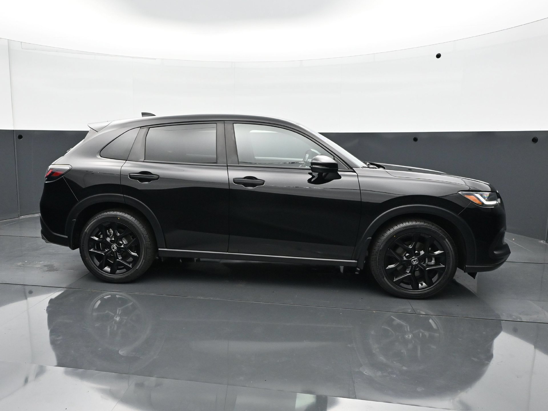 Used 2024 Honda HR-V Sport image 8