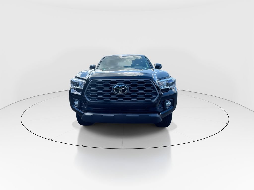 Used 2023 Toyota Tacoma TRD Off-Road AWD/4WD image 3