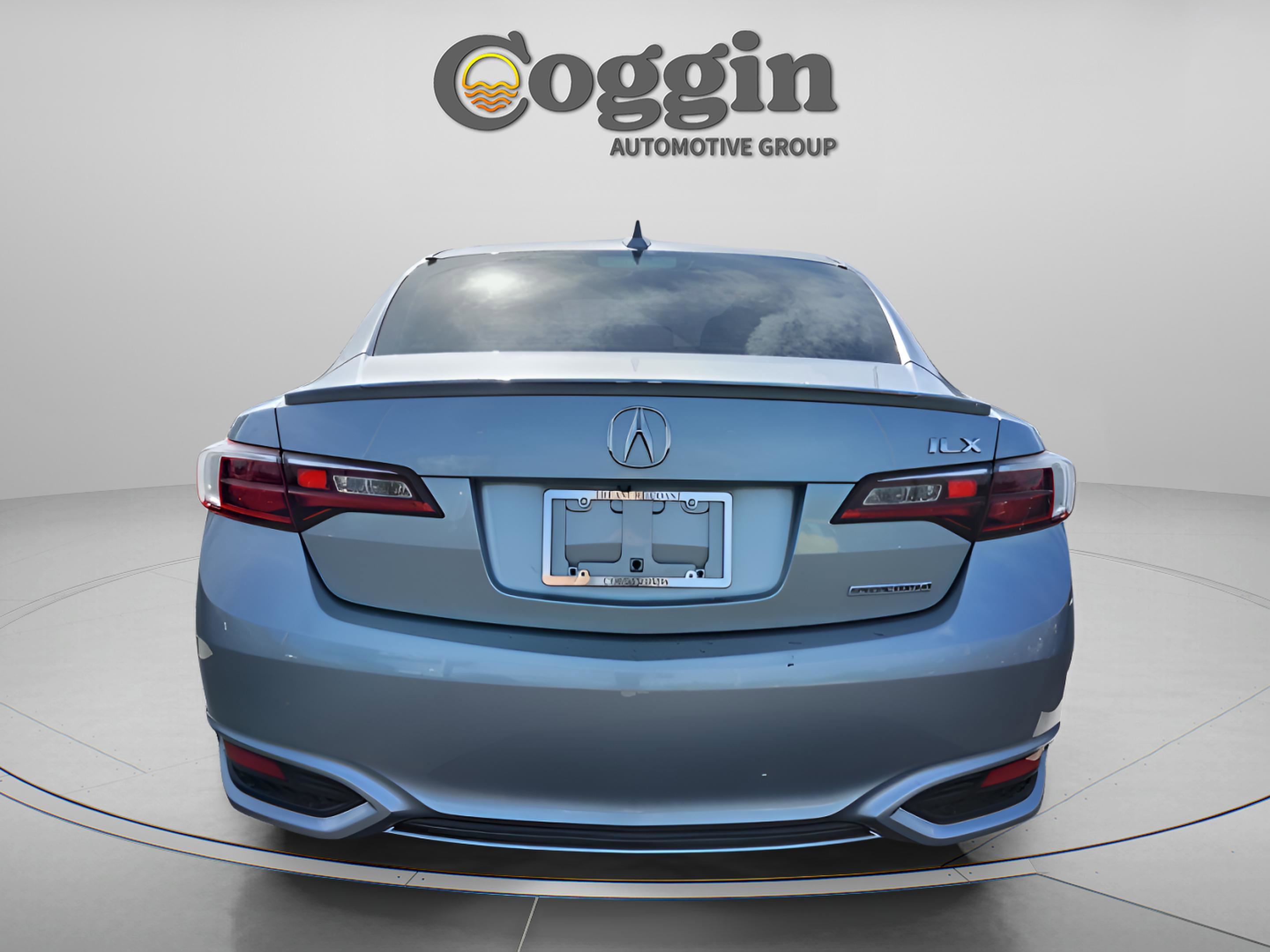 Used 2018 Acura ILX w/ Special Edition Package image 4
