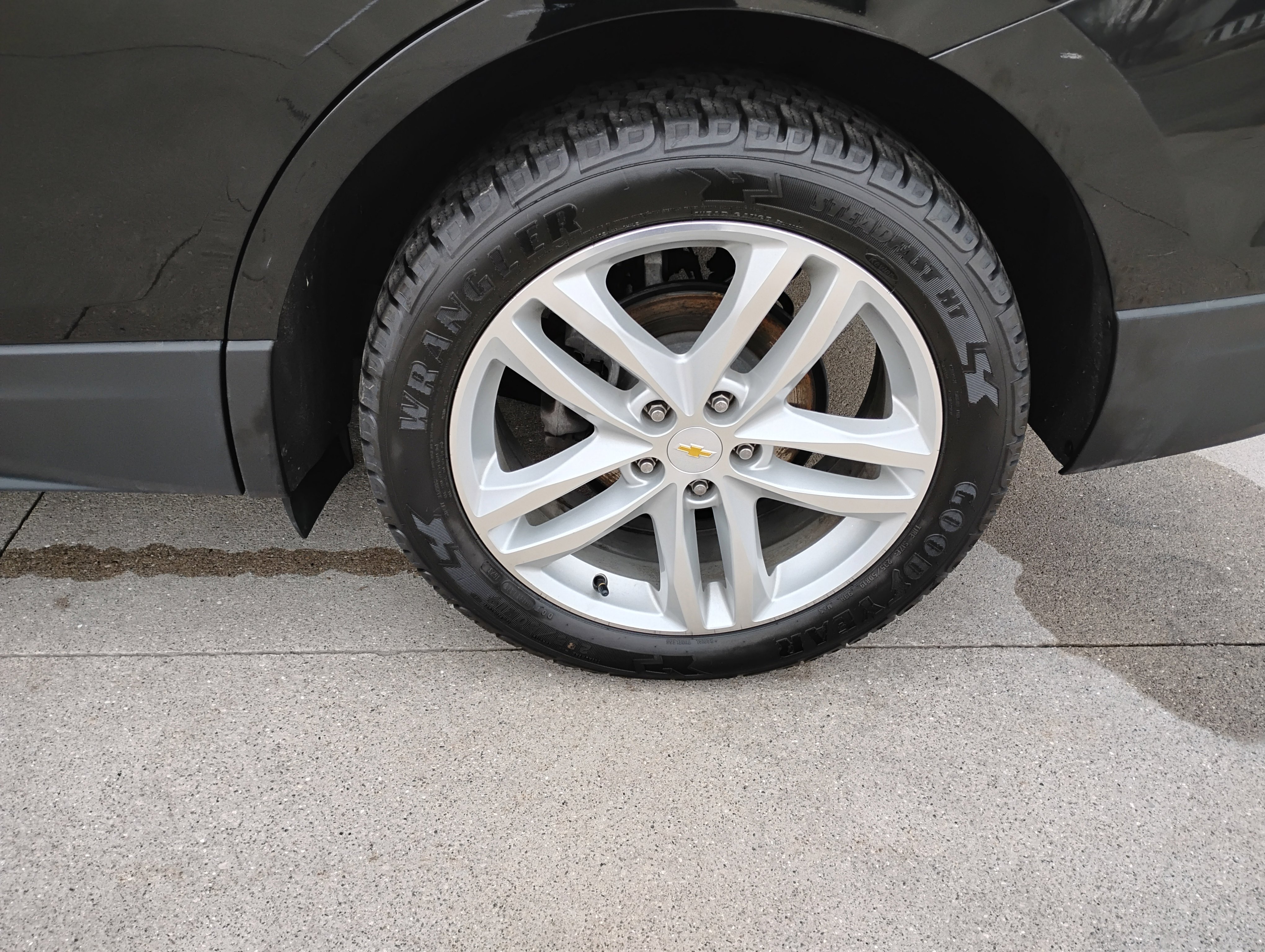 Used 2018 Chevrolet Equinox Premier image 23