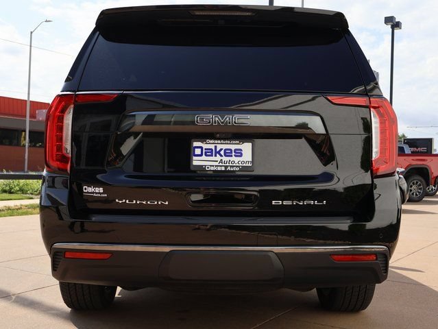 Used 2024 GMC Yukon Denali Ultimate AWD/4WD image 6