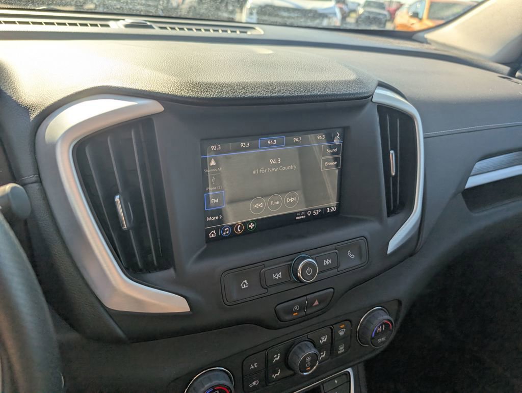 Used 2024 GMC Terrain SLE w/ Driver Convenience Package image 20