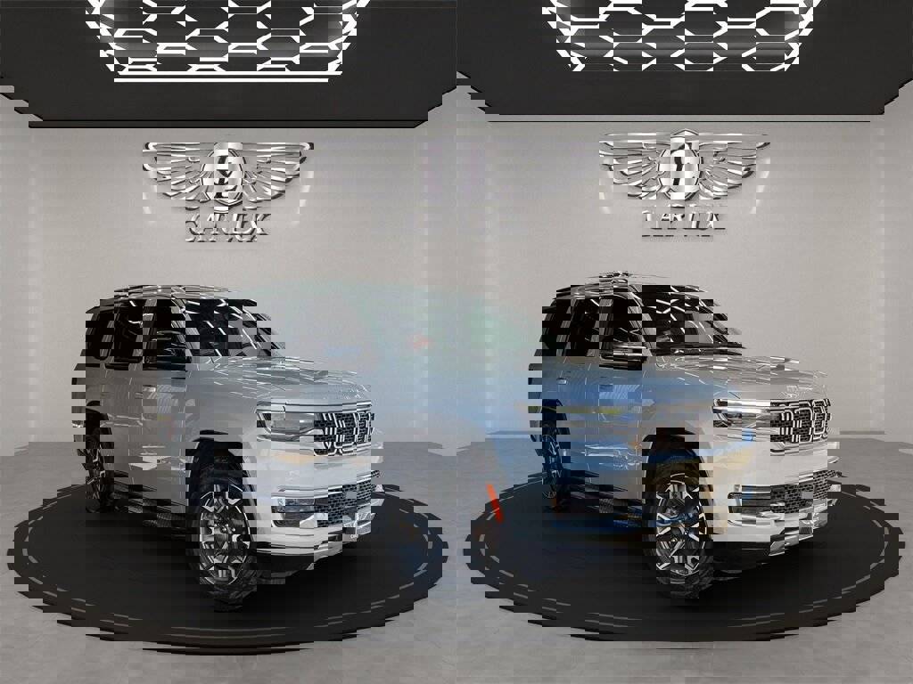 Used 2023 Jeep Wagoneer Series III w/ Preferred Equipment Group image 8