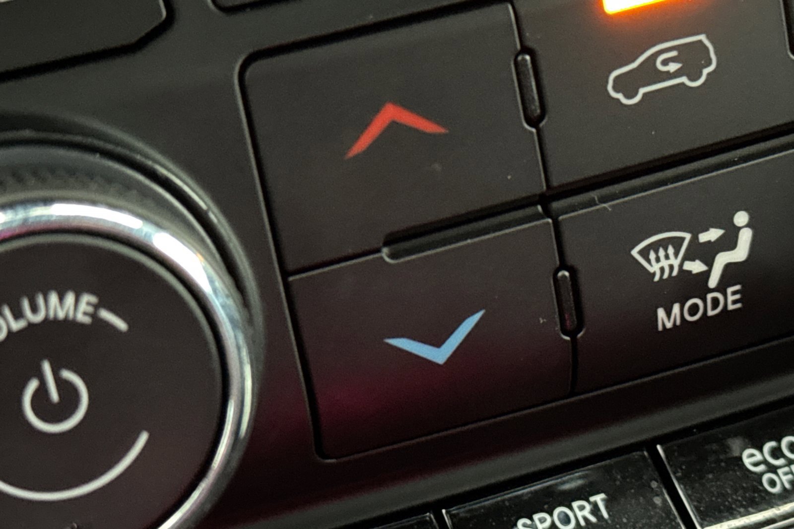 Used 2022 Dodge Durango GT image 29