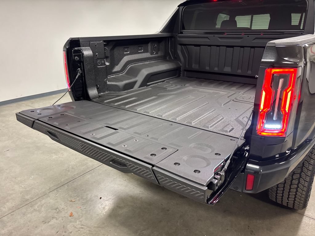 New 2026 GMC Hummer EV 4x4 Crew Cab image 19