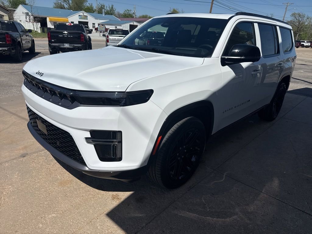 New 2026 Jeep Grand Wagoneer Limited AWD/4WD image 6