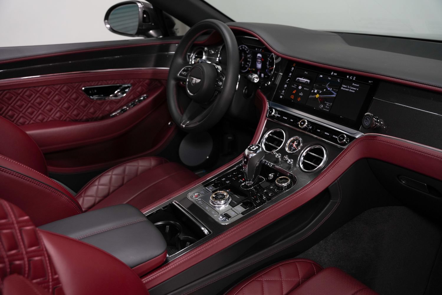 Used 2021 Bentley Continental GT V8 AWD/4WD image 46