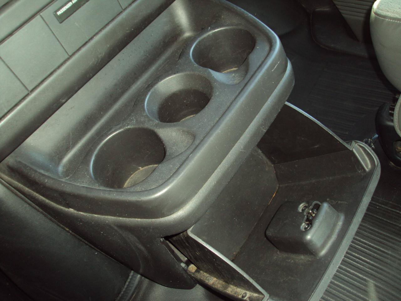 Used 2010 GMC Savana 1500 AWD image 20