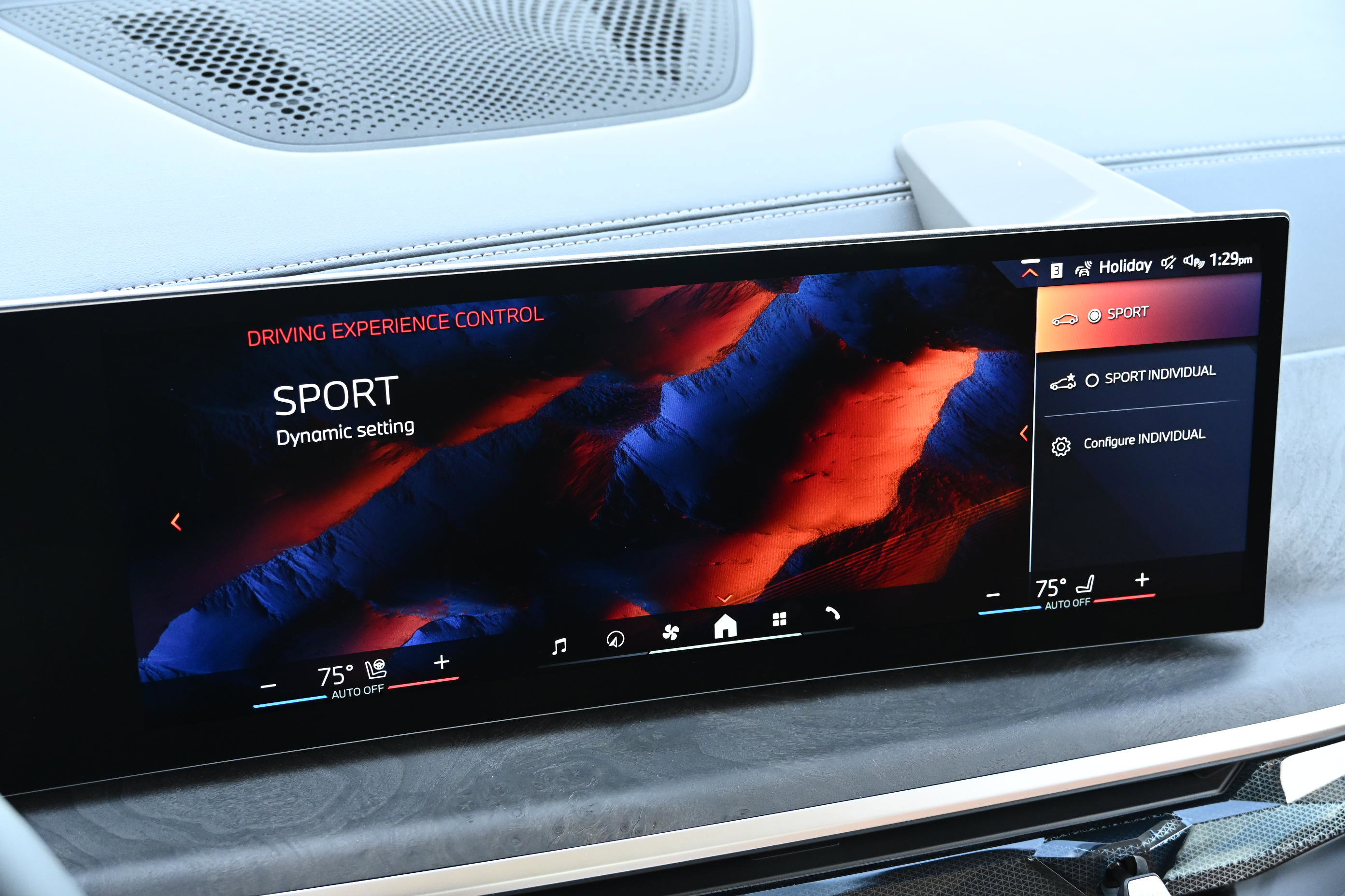 New 2026 BMW X7 xDrive40i w/ Executive Package image 28