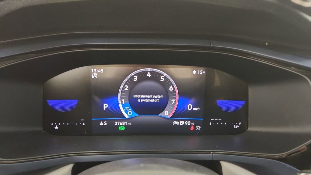 Used 2024 Volkswagen Taos SE w/ Panoramic Sunroof Package image 10